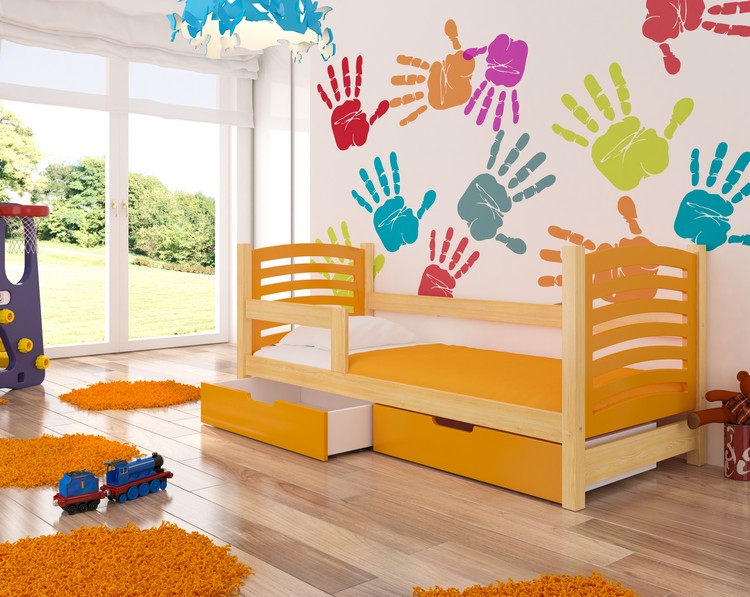 Moderní dětská postel Nicola  Borovice + Oranžová - varianta 05