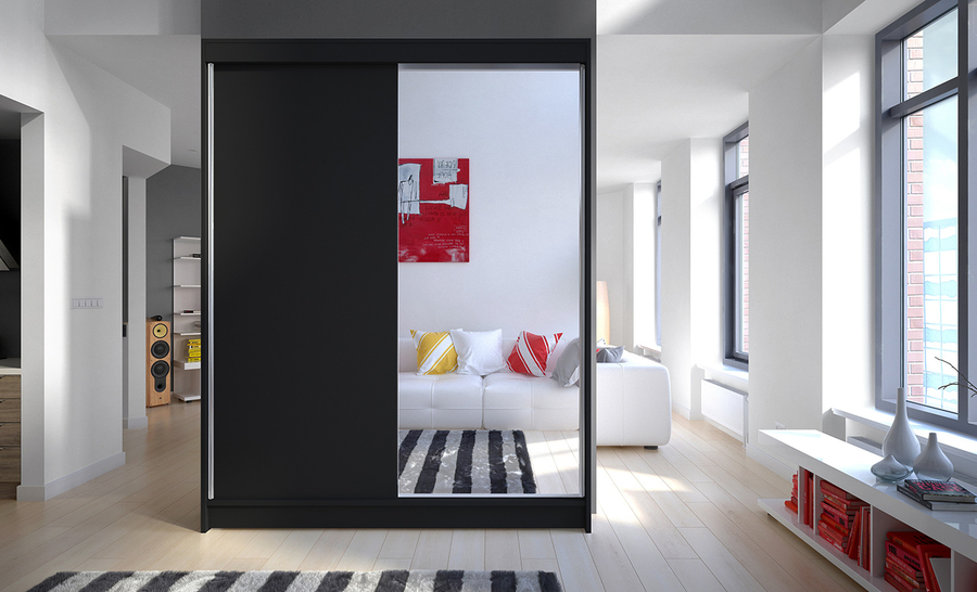 Šatní skříň černá s posuvnými dveřmi a zrcadlem